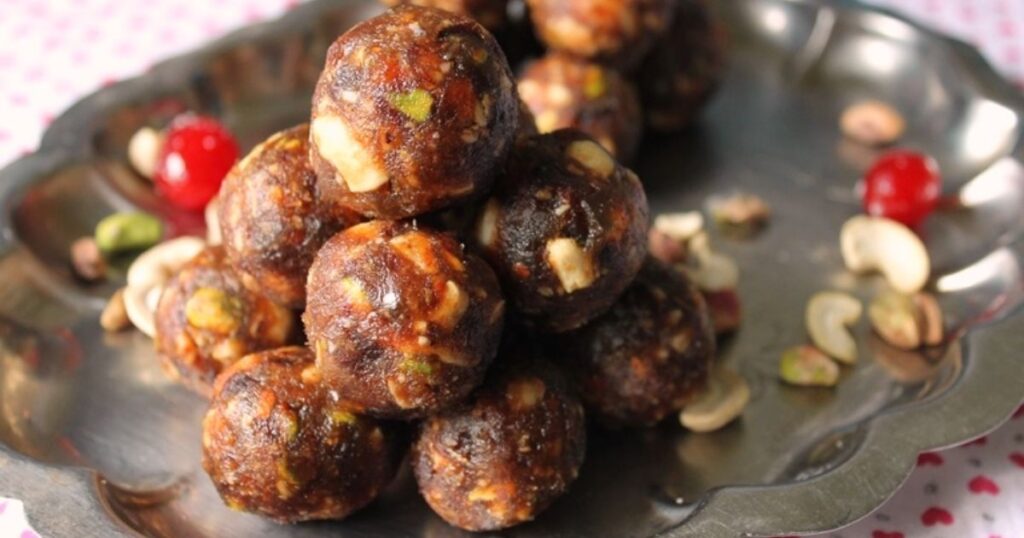 Dry Fruit Ladoo